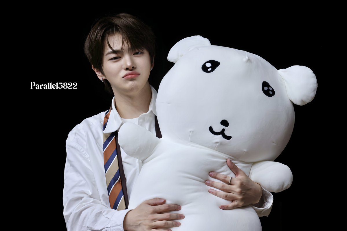 Parallel5822's tweet image. 260124 😖

#리오 #이리오 #LEO 
#ALPHADRIVEONE               #ALD1              
#알파드라이브원