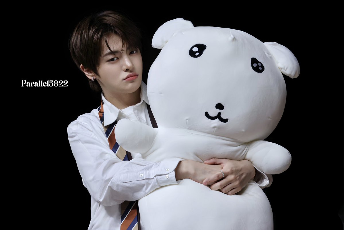 Parallel5822's tweet image. 260124 😖

#리오 #이리오 #LEO 
#ALPHADRIVEONE               #ALD1              
#알파드라이브원