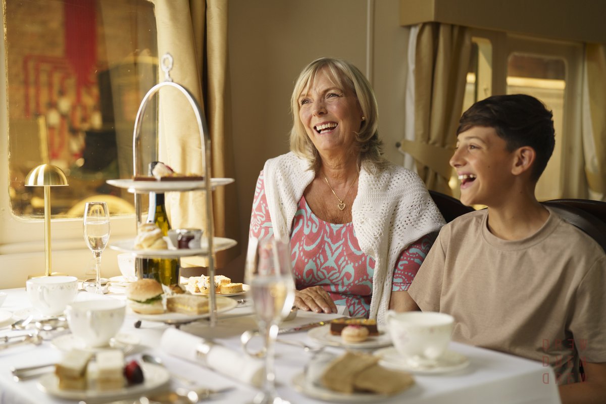LeedsNews's tweet image. Historic railway carriage in York museum offers an afternoon tea treat full of Yorkshire flavour
trib.al/2DGJzPR
#AD @RailwayMuseum #AfternoonTea #Dining #York #Valentines #MothersDay #Easter #Treat