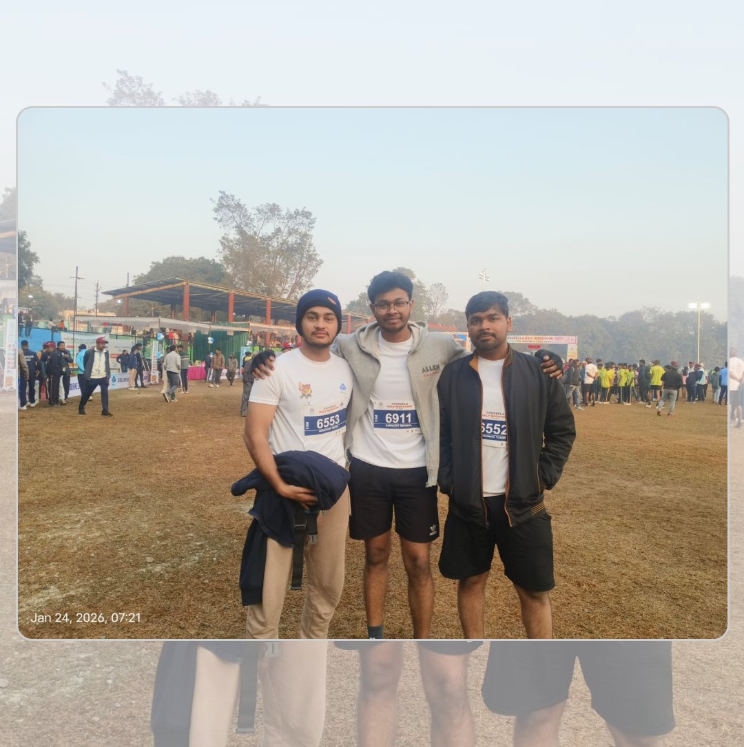 Nishkarsh_UX's tweet photo. First official 5K done. 🏃♂️
Ran my first official 5km marathon at Rourkela with Somnath, Toshib, and Priyanshu.
Not about timing.
Showing up, pushing limits, and having fun.
Small win. More to come.
#Running #Consistency #PersonalGrowth #Challenge #WeekendWin https://t.co/QgGRFKABDx