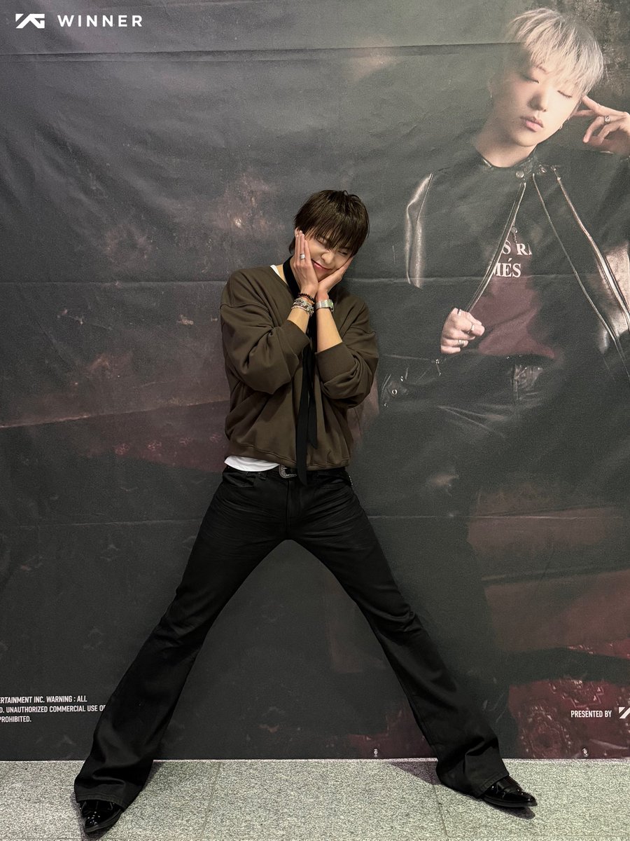 #THANKUINNERCIRCLE

PASSAGE #2 CONCERT TOUR의 다섯 번째 페이지!

추운 날씨도 막을 수 없었던
인서들의 열기!

우리 인서들 감기 조심해야만 해! ✊

오늘의 여운을 소중히 간직한 채
서울 콘서트에서 더 멋진 모습으로
건강히 다시 만나요💙

#KANGSEUNGYOON #강승윤 #YOON
#WINNER #위너