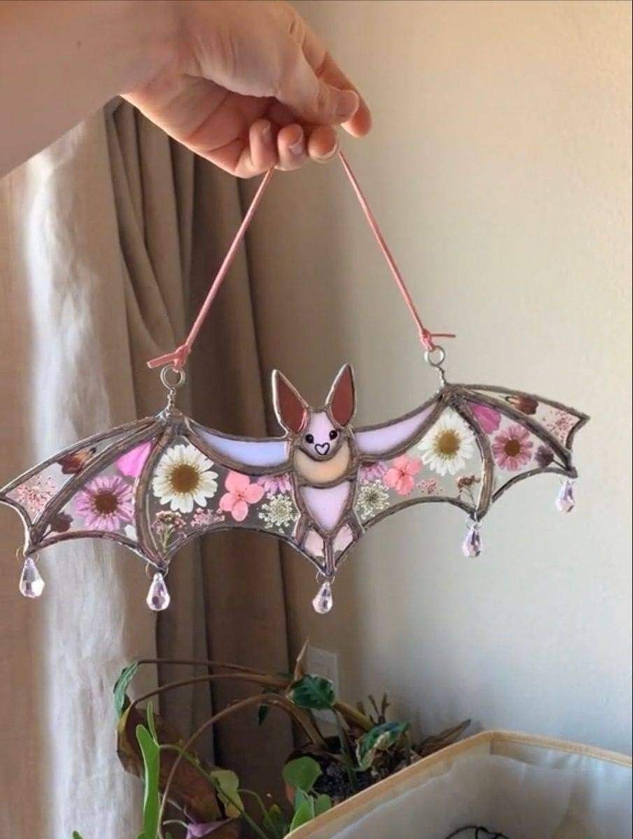 BiancoDavinci's tweet image. stained glass bat suncatcher