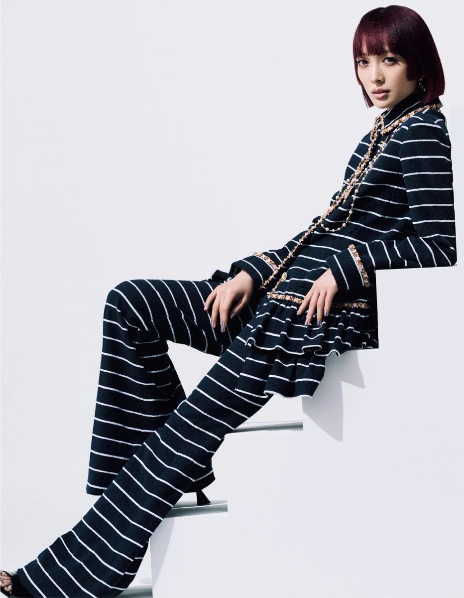 iridescentverse's tweet image. โหนะ ชาแนลบนตัวชี มีแต่คำว่าเลิ่ดกับเลิ่ด