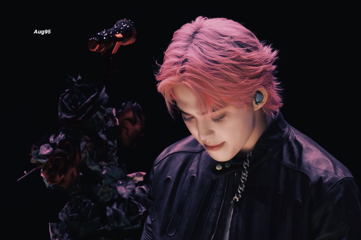 19950808_aug's tweet image. 260124 CxM [DOUBLE UP] LIVE PARTY in INCHEON

🌹

#세븐틴 #SEVENTEEN #최승철 #승철 #에스쿱스

@pledis_17