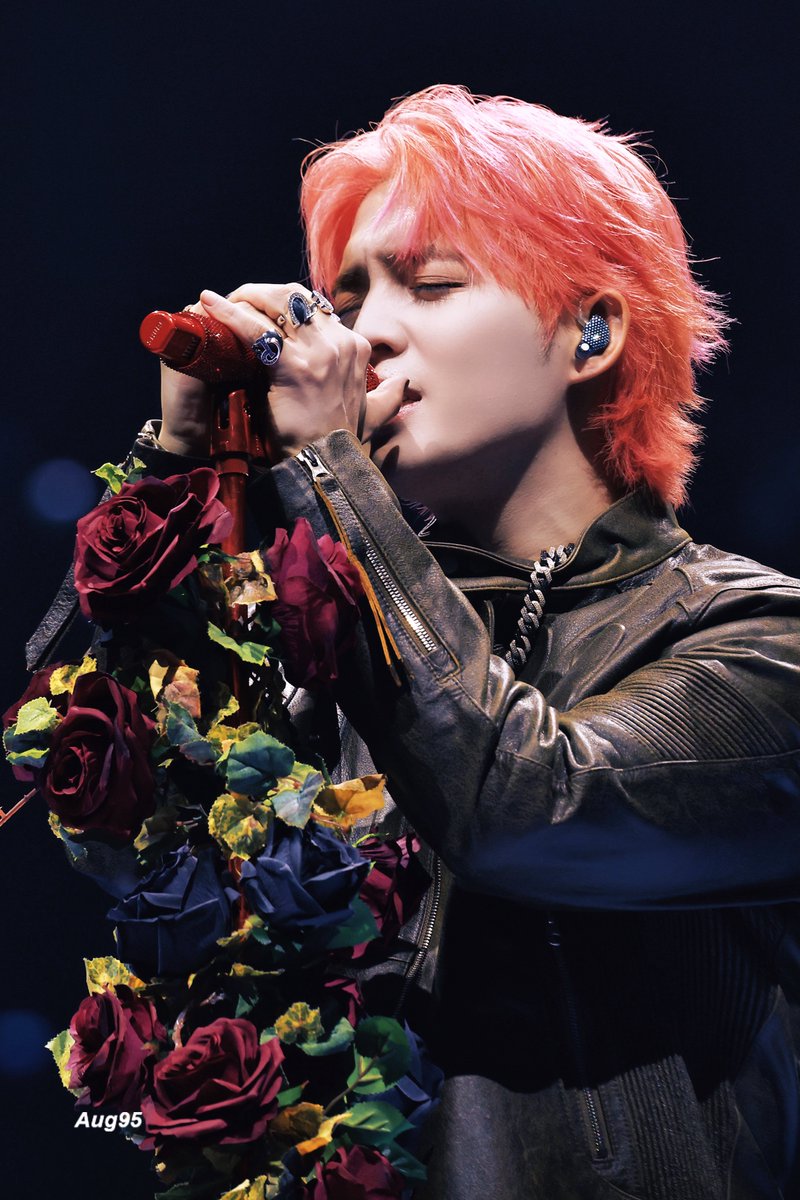 19950808_aug's tweet image. 260124 CxM [DOUBLE UP] LIVE PARTY in INCHEON

🌹

#세븐틴 #SEVENTEEN #최승철 #승철 #에스쿱스

@pledis_17