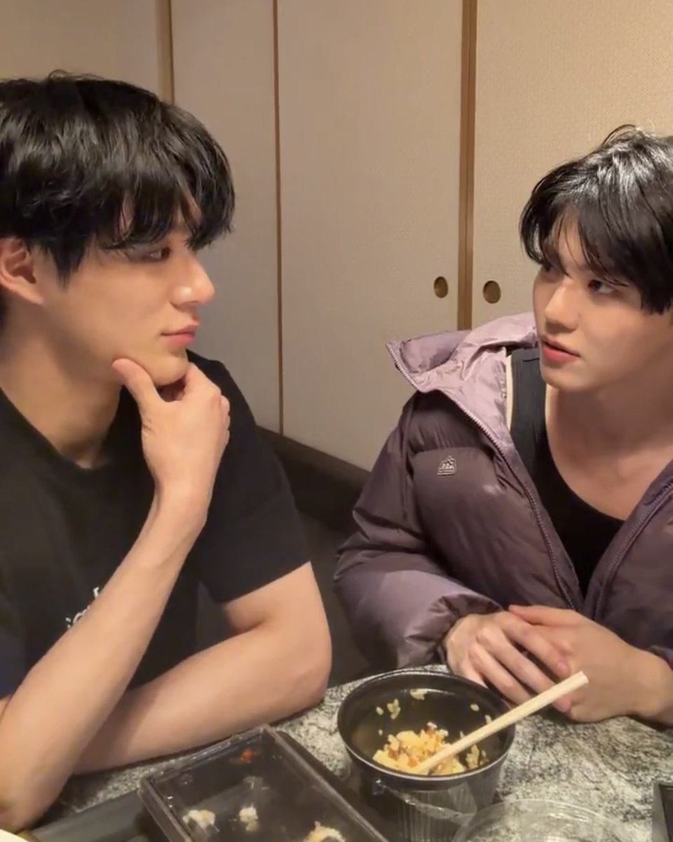 FILESLJN's tweet image. smiley jeno 🤍🐶