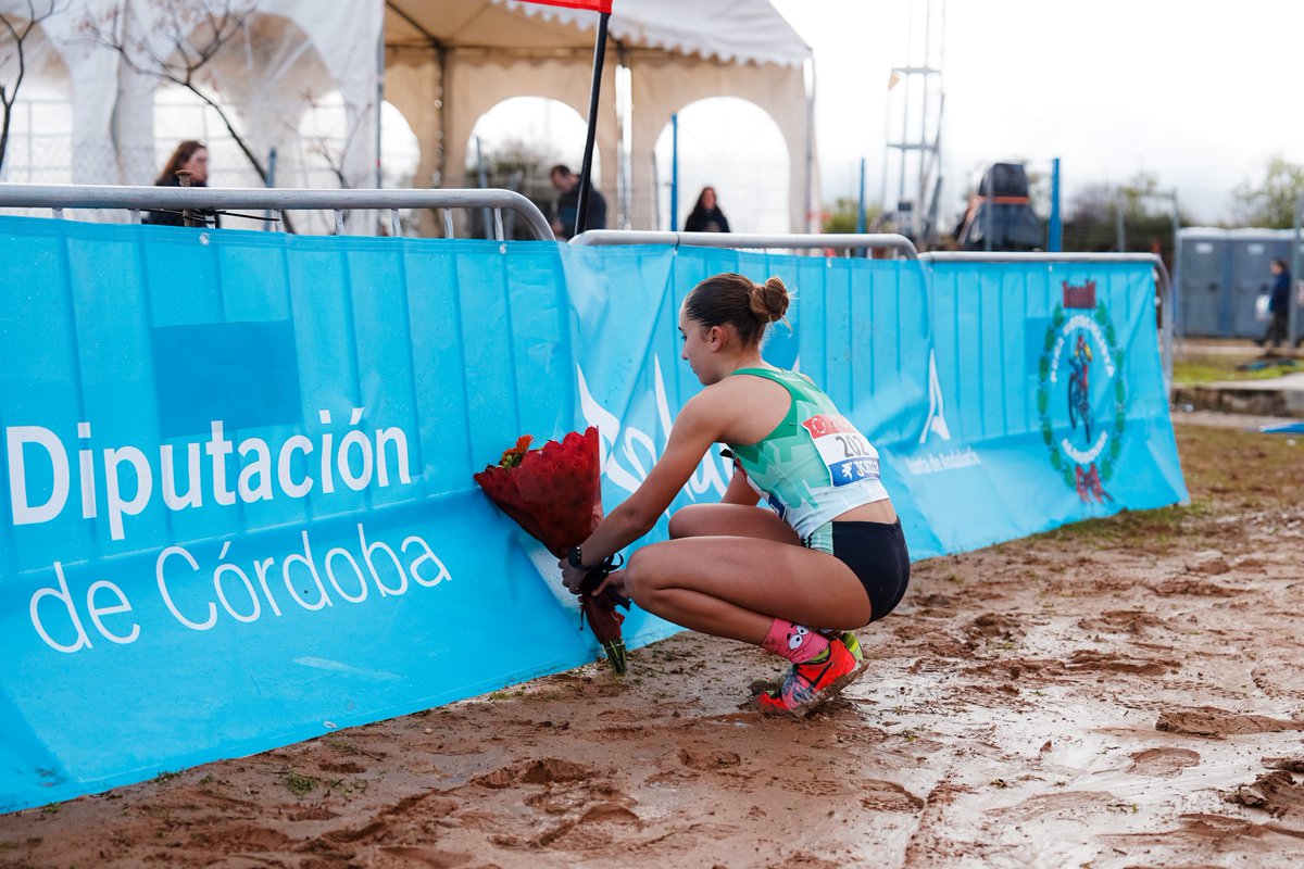 atletismoRFEA's tweet photo. Almodóvar del Río vive un Campeonato de España de Campo a Través sub-18, sub-16 e inclusivo por SSAA  de auténtico y embarrado campo a través

#CESA #CEcross

CRÓNICA ➕ https://t.co/KMhSq4te0L
FOTOGALERÍA 📸 https://t.co/Vr5ec7PZz4 https://t.co/xvqe1I9IHJ