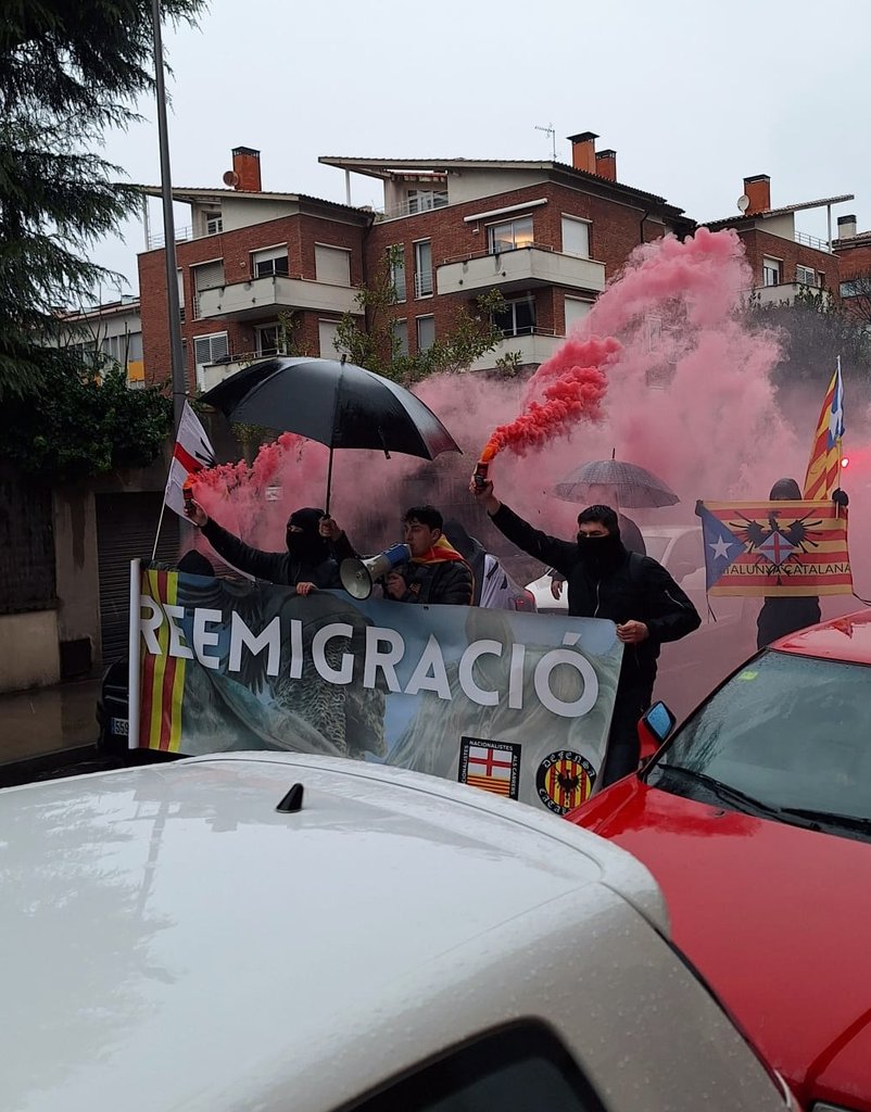 Nacionalistes als Carrers tweet media