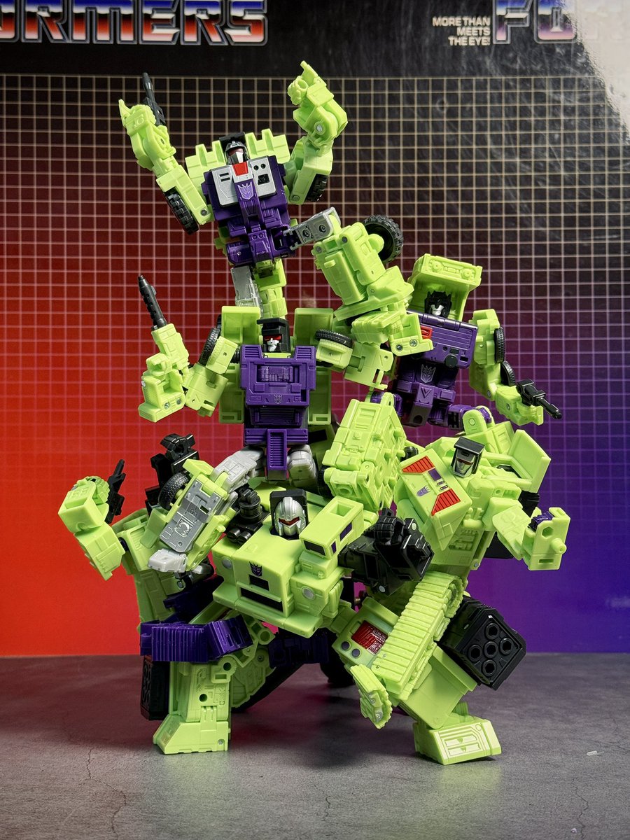 Zarous2025's tweet photo. 工程小隊感覺就是個很歡樂的小組啊
#Transformers  #Ddevastator https://t.co/xuK3qS0NJF
