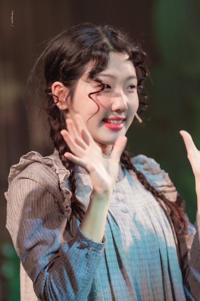 260124N 앤 ANNE
/ 커튼콜

앤1 役 #정단비 

앙 - 녕 👐👐