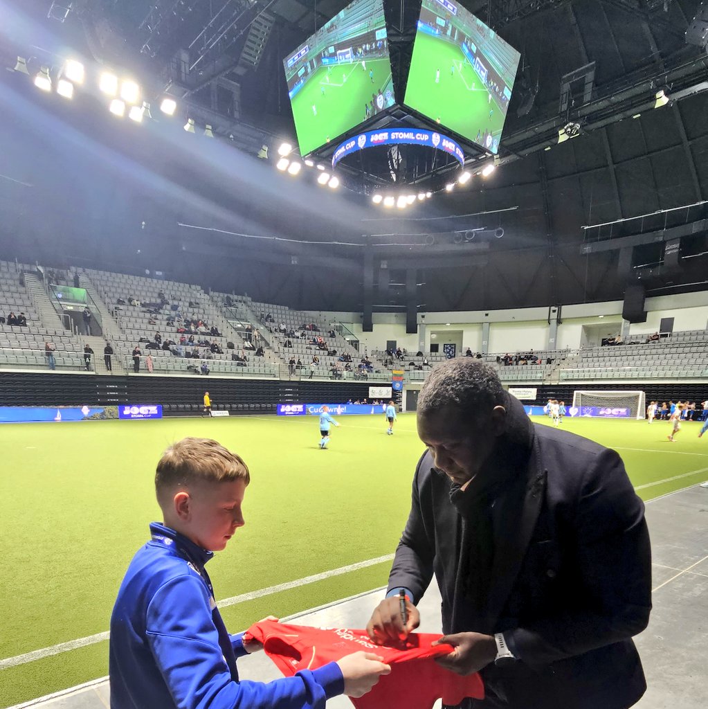 LTTsports's tweet image. Globalna wiedza. Sportowe legendy. Lokalny wpływ. 🌍🏆 Cieszymy się, że łączymy światowe doświadczenie z ambicją @Miasto_Olsztyn. Inspiracja i najwyższy poziom sportu nie znają granic. #LTTSports @EmileHeskeyUK #GeopolitykaSportu #StomilCup2025 #InternationalNetwork