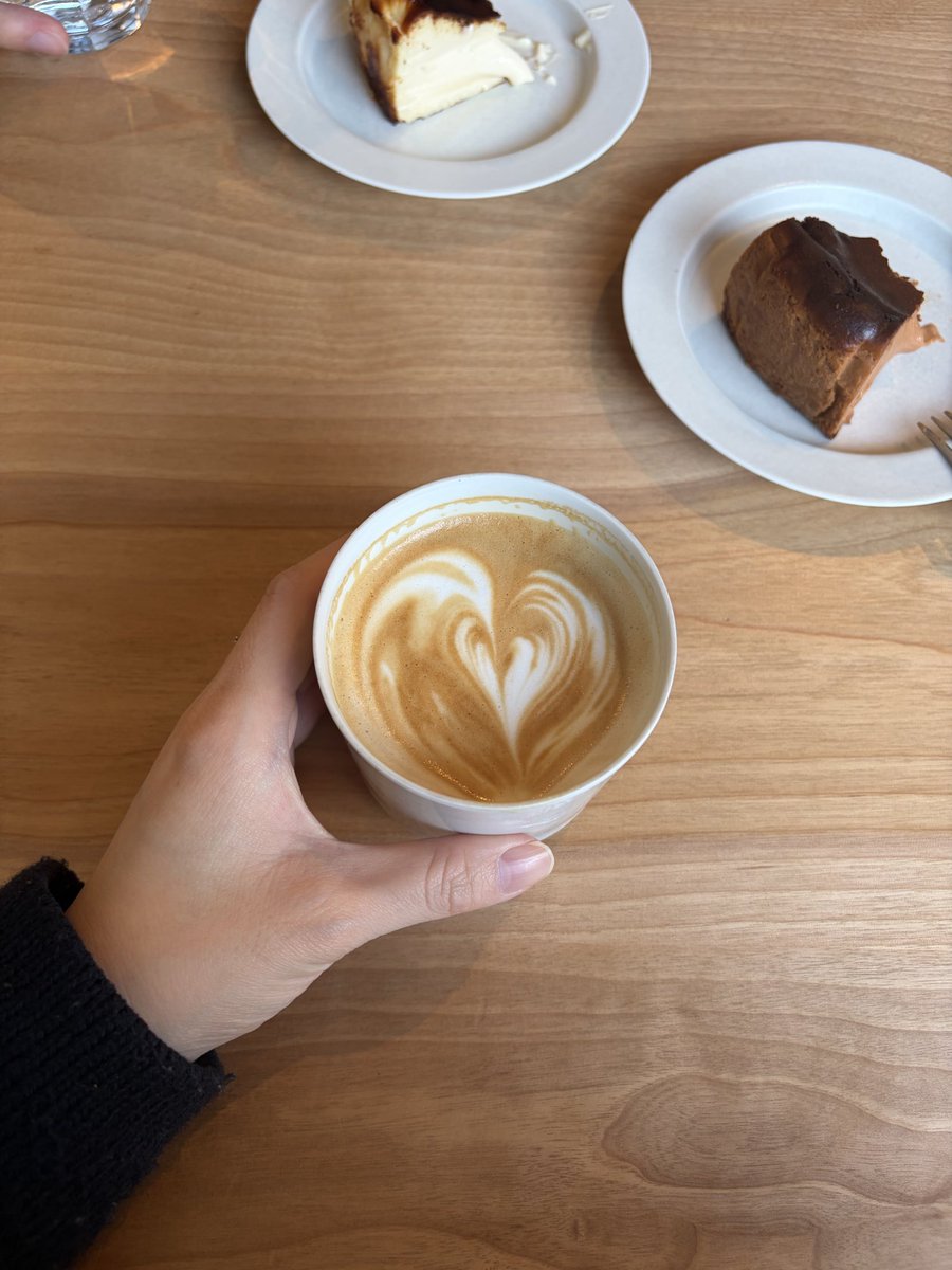 taozu2525's tweet image. 🎧☕️🤍🐻✨

#日常垢
#JÉRÔME KISSA CAFÉ GINZA EAST