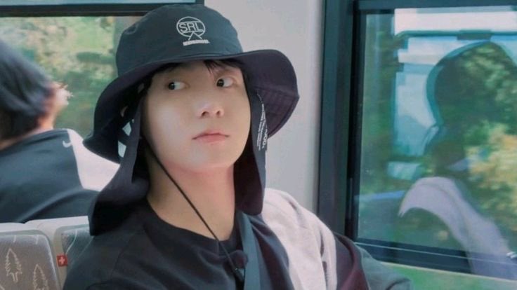 𝐣𝐞𝐨𝐧.𝜗𝜚 (@jungkookpicx) on Twitter photo 