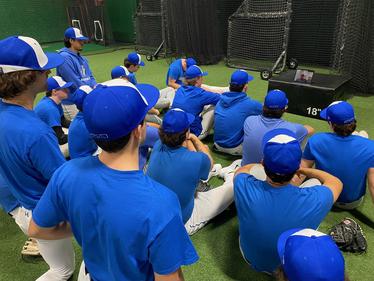 Aurora University Baseball tweet media