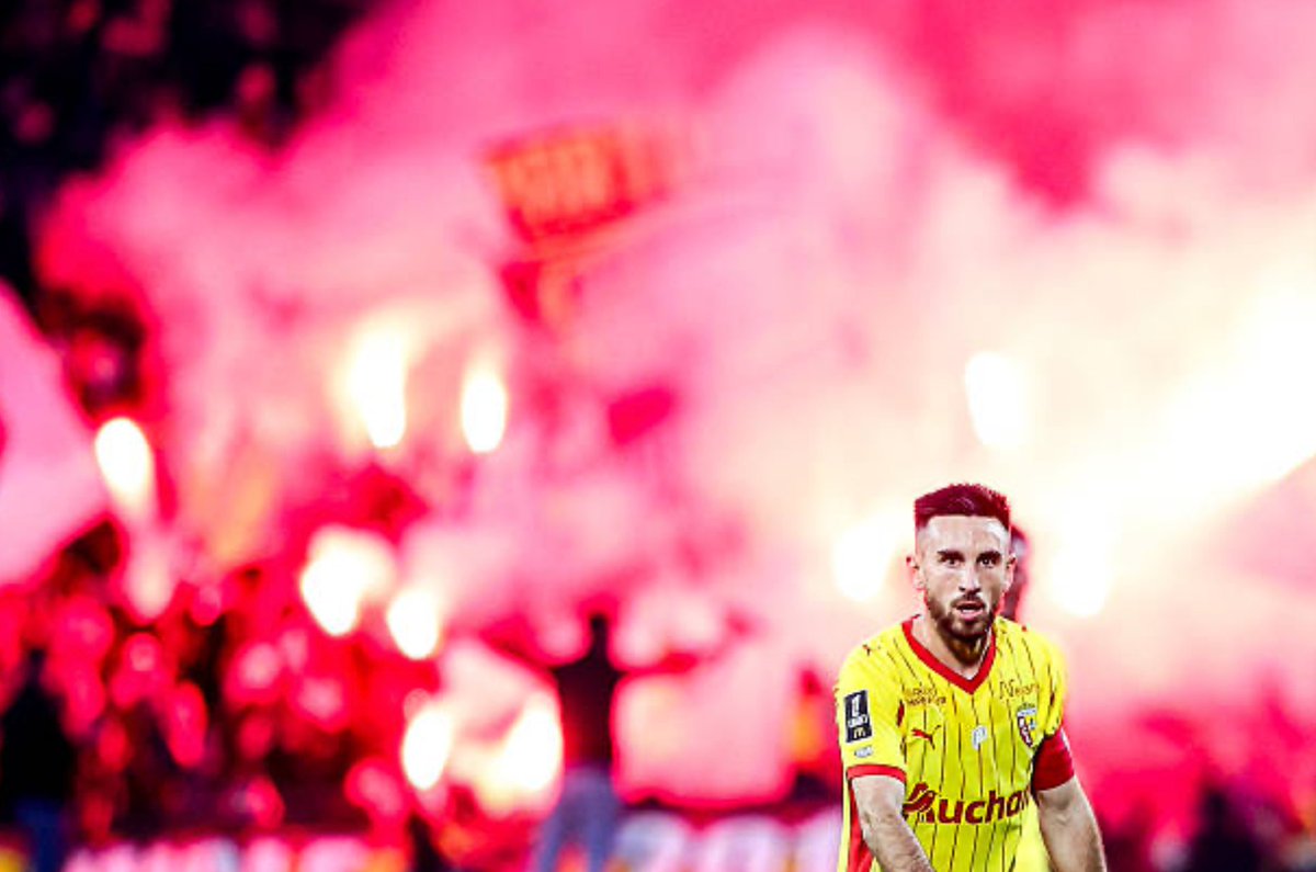 StatsOmp's tweet photo. 👉 2 des 3 joueurs s'étant créé les plus grosses occasions en Ligue 1 sont Lensois : le leader Adrien Thomasson (41) et Florian Thauvin 3è (38).
#StatsMatch #OMRCL Stat n°12
https://t.co/1YKF7kTUxC https://t.co/ugvNAJIVj9