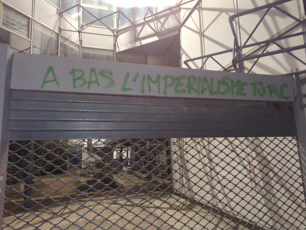 "Long live Rojava, Long live Palestine"
"International Solidarity"
"Neither Assad or Al Shara"
"Down with Turkish Imperialism"

Graffiti seen around Université de Lyon