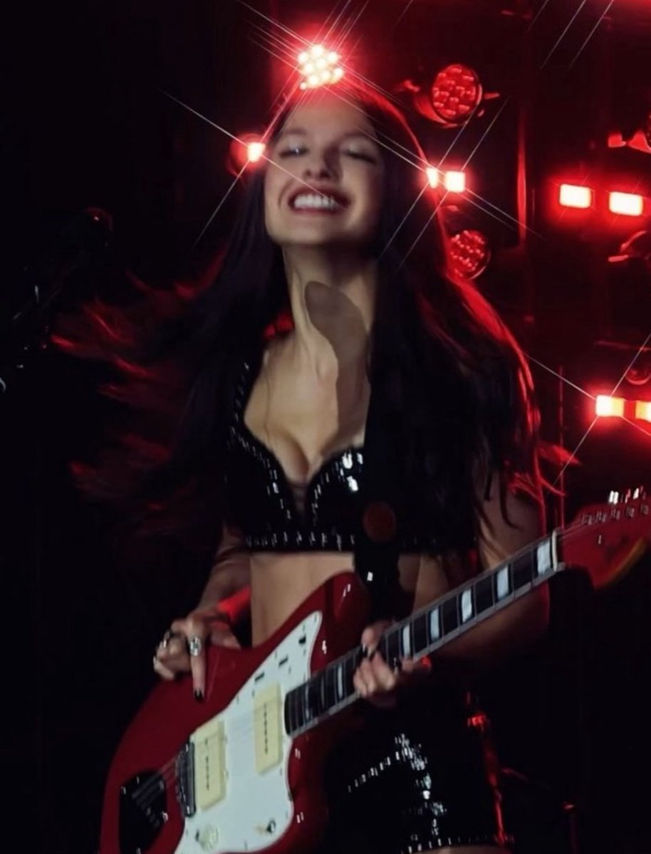 THIS CUTIEE 🥹🥹