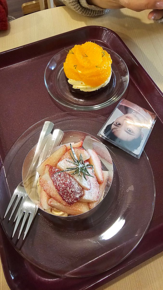 맛있고 또 맛있고👍
재밌고 또 재밌었당🫶