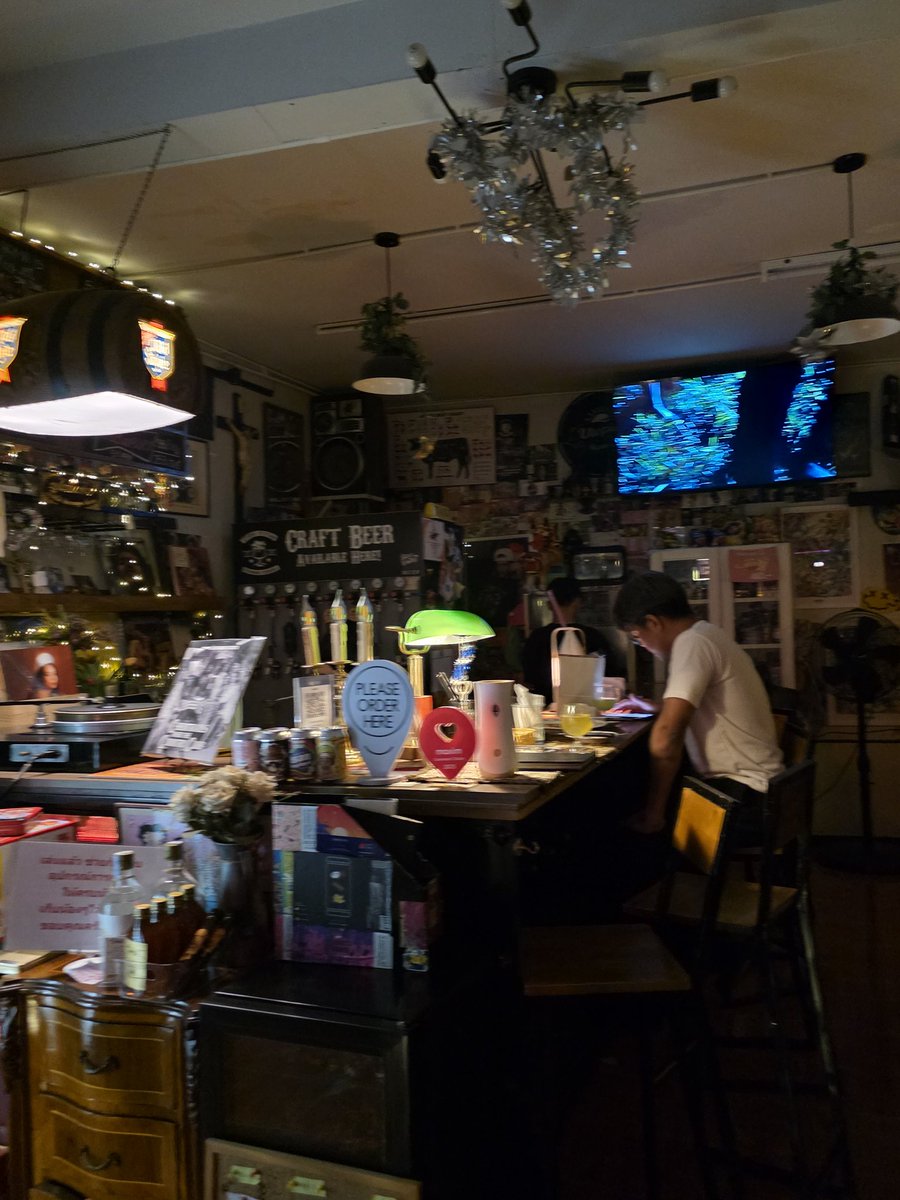 beerpeople99's tweet image. เช็กอินร้านที่ 2 ยูโทเปีย 烏托邦 Bar-B-Q ร้านคราฟต์เบียร์ที่เปิดมานานกว่า 5 ปี กับแกล้มเด็ดๆ เลยเนื้อทอด 10 วิเลิศมาก ต้องสั่ง #ประชาชนเบียร์สัญจรโคราช