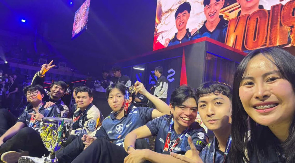 firentiaaaa's tweet photo. This loss doesn’t hurt as much as I thought it would. looking back, it was still an amazing run and an incredible year. winning four championships in a single year was such a crazy feat. take a well deserved rest, boys. 2026 is another story waiting to unfold, @teamliquidph! 😼 https://t.co/AQh0kA6YBn