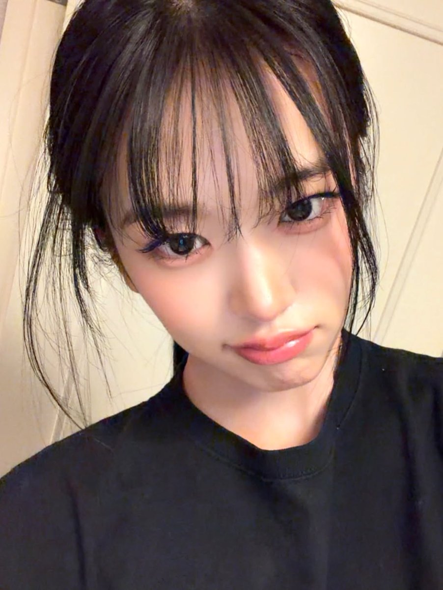 ivepics_'s tweet image. yujin instagram update