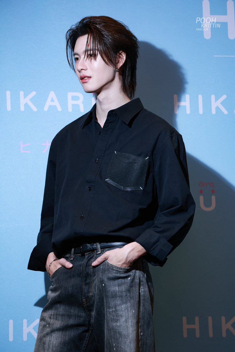 poohkt_fanclub's tweet image. กฤตินในวัยย่างจะ 23 ยังหล่อขนาดนี้ ถ้า 25 จะขนาดไหนคะ🥹 (ใครใส่ปุ๋ยเร่งโตให้ชี)

@ppoohkt 

POOH LOVERS DAY WITH HIKARU
#HIKARUxPoohDay 

#ppoohkt #PooHHooPers