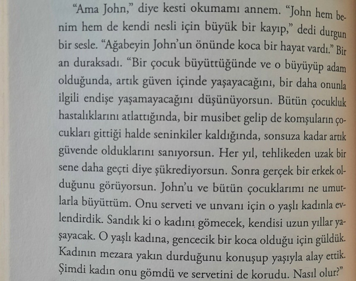 💀~W for Warwick 
•📚Beyaz Kraliçe~Philippa Gregory