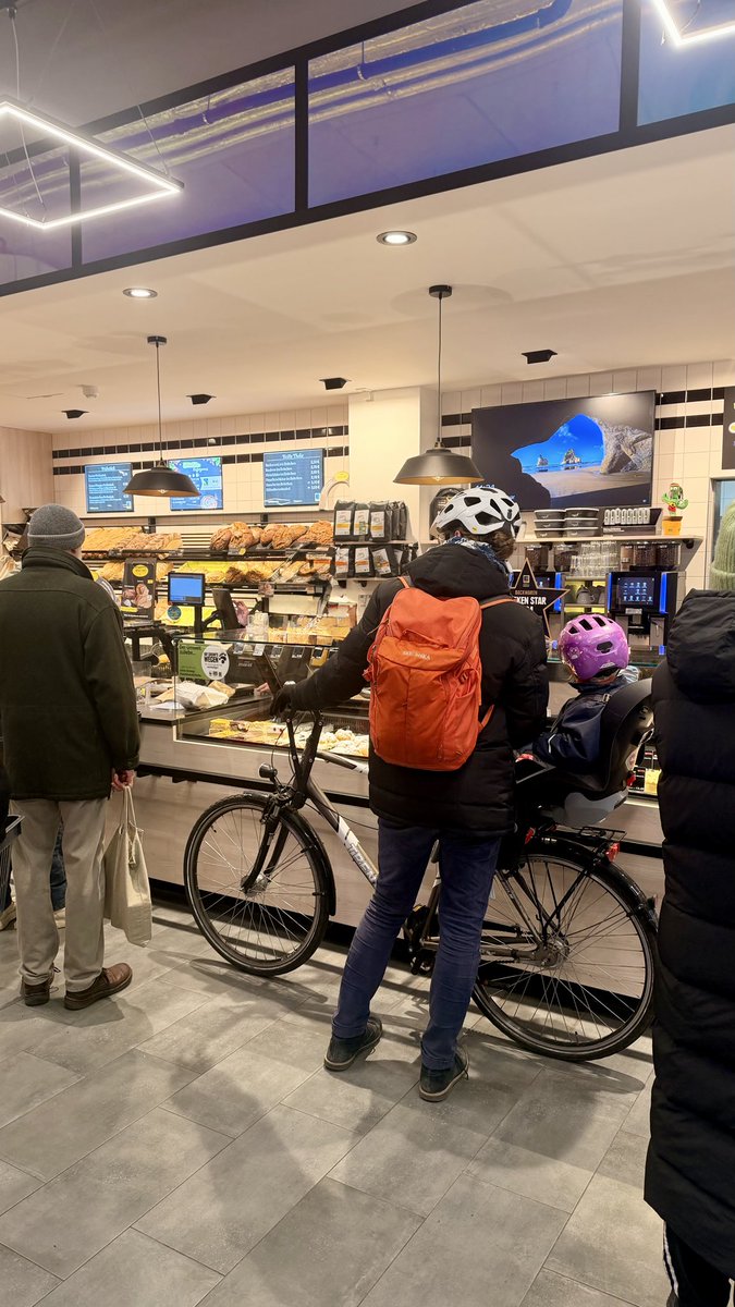 Sven ¯\_(ツ)_/¯ tweet media