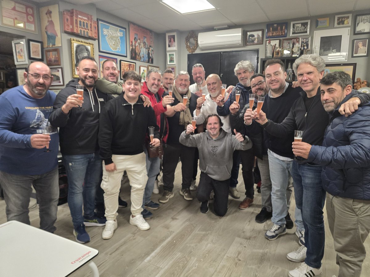 José Guerrero Yuyu tweet media