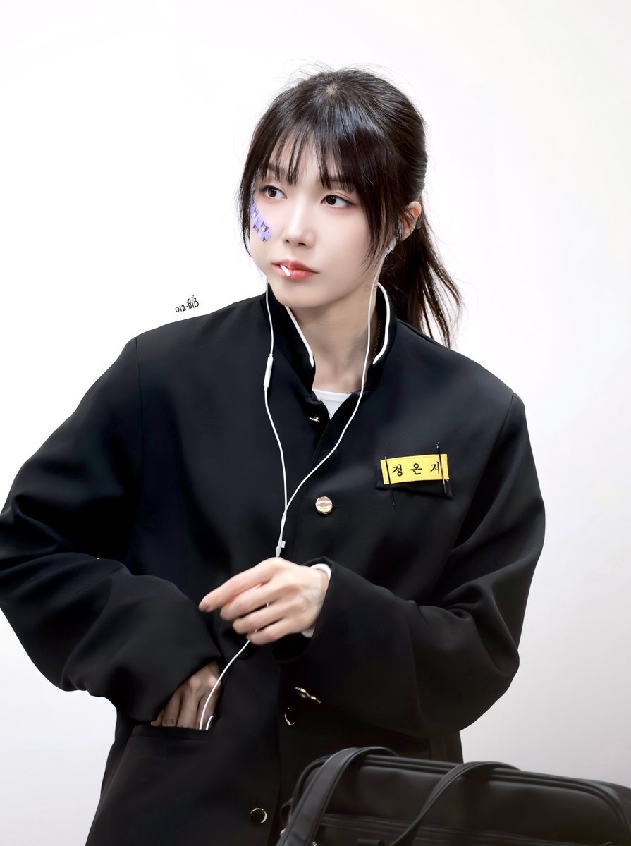 Forever__Eunji's tweet image. 260124 RE:LOVE Ktown4u part 2 은지 

@Apinkjej 🐶

선배님 비주얼이 어우 .. 예술이시네요 🖤

#Apink #에이핑크 #정은지 #은지 #郑恩地