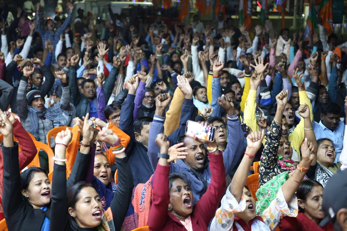 BjpBiplab's tweet photo. Addressed the Paribartan Sankalpa Sabha in Bardhaman's Bara Nilpur today. https://t.co/LcGew1Exk1