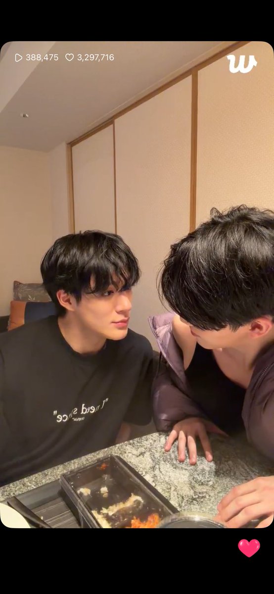 ljnsbff's tweet image. I FUCKING SCREAMED