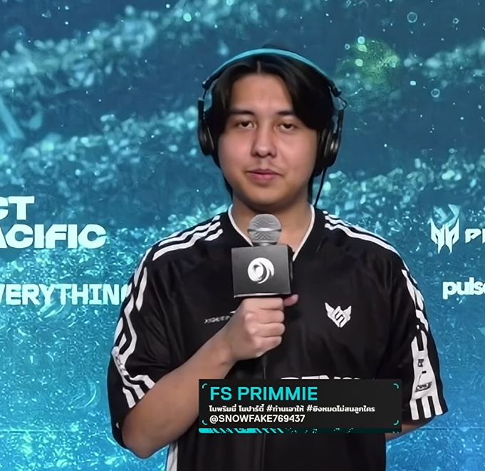 แคสเต้อ: รู้สึกยังไงที่คนเรียกเราว่าท่านคะ แบบ "ท่านเอาให้" เงี้ย
น้องคิว: ขอบคุณครับ ก็... เป็นท่าน

โนพริมมี่ โนปาร์ตี้ # ท่านเอาให้ # ยิงหมดไม่สนลูกใคร 555555555555555555555555555555555555555555555555555555555555