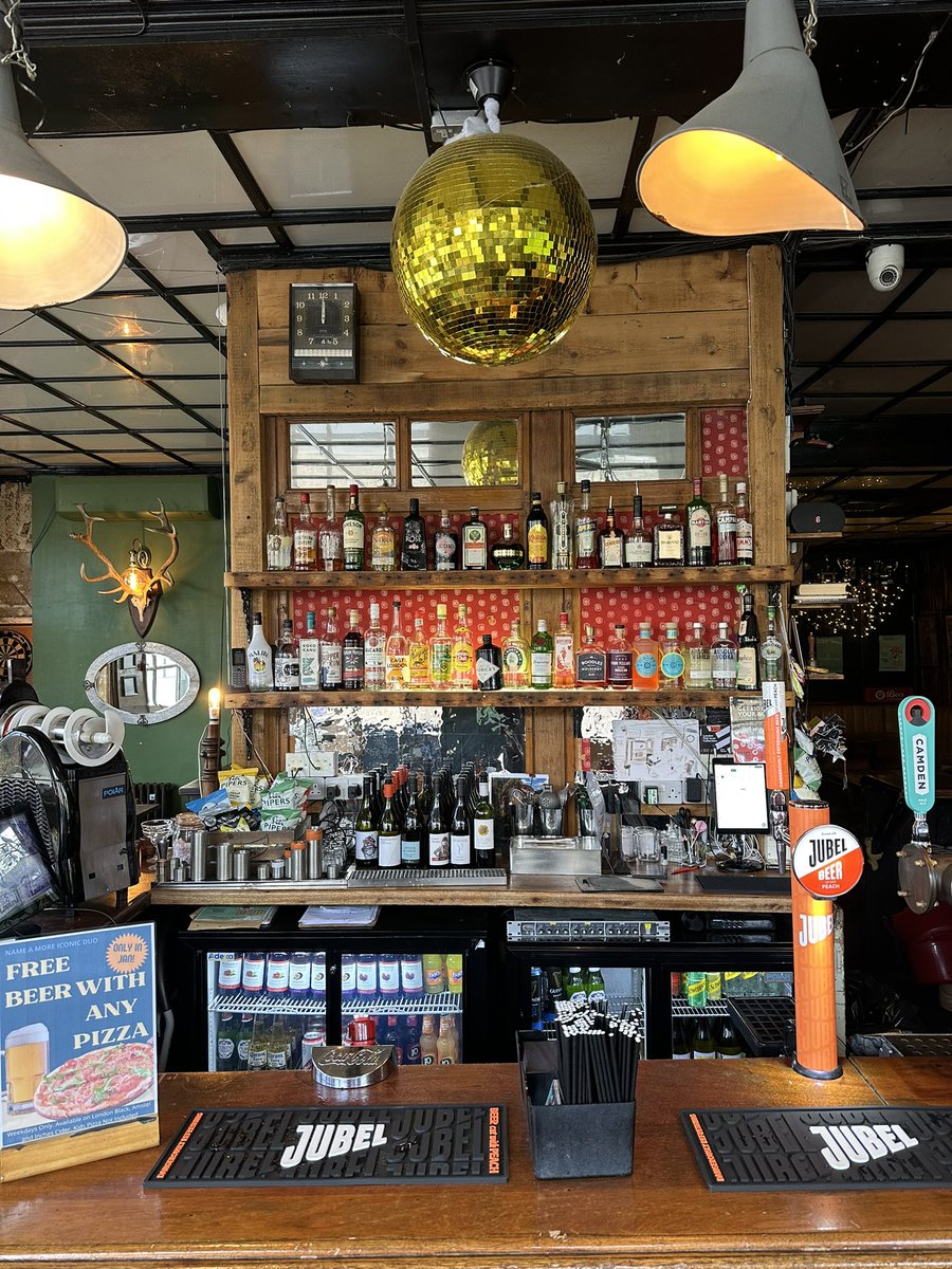 Alastair Hilton tweet media