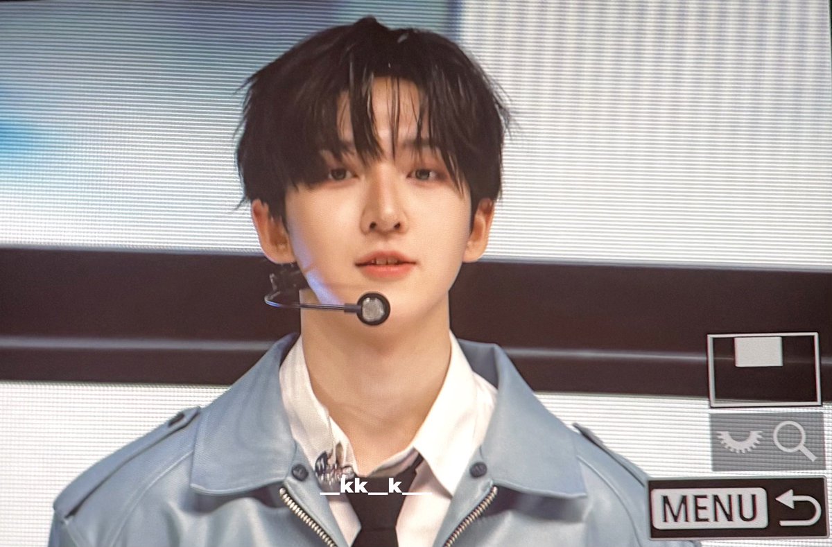 __kk__k___'s tweet image. 동현아 너 개이뻤어