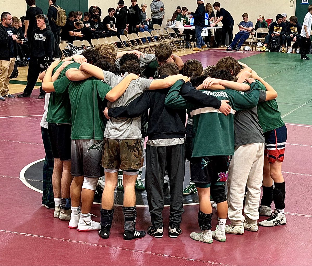 Pondo Wrestling wins the Placer Duels 19 team tournament!!