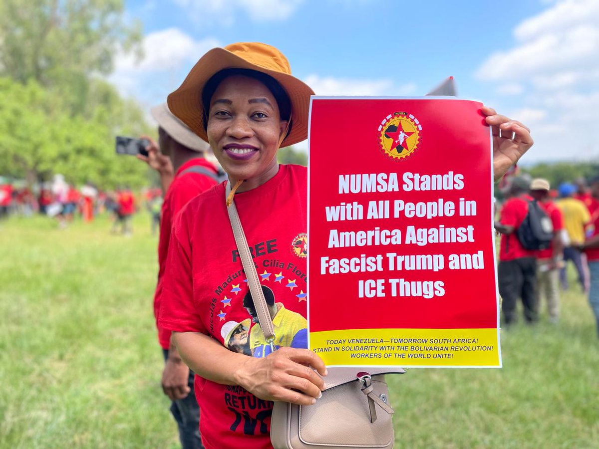 Numsa_Media's tweet image. #WorkersUnite 
#ForTheLoveofTheWorkingClass 
#HandsOffVenezuela 
❤️🖤💛