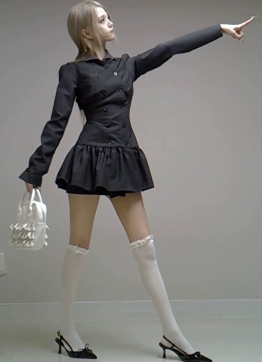 내 원픽 피치덴 원피스 
이거입으면 아저씨(나)에서 바로 girl됨