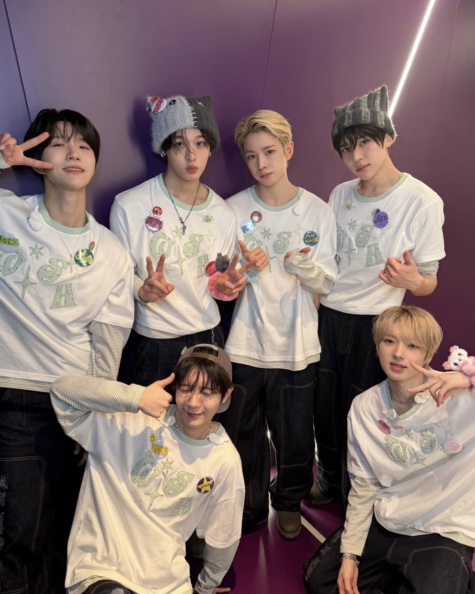 nctwishofficial's tweet image. 시즈니~~ 오늘 어땠나요~~!!!오늘 시즈니가 즐겁게 놀았으면 됐어요!오늘 호응도 열심히 해주고 즐거워하는게 보여서 너무 좋았고 행복했어요!!시즈니가 제 마음이랑 같길 바래요🙏아쉬운 순간도 있었지만🥲 내일도 즐겁게 화이팅하도록 하겠습니다💪😆

NCTzen~~…