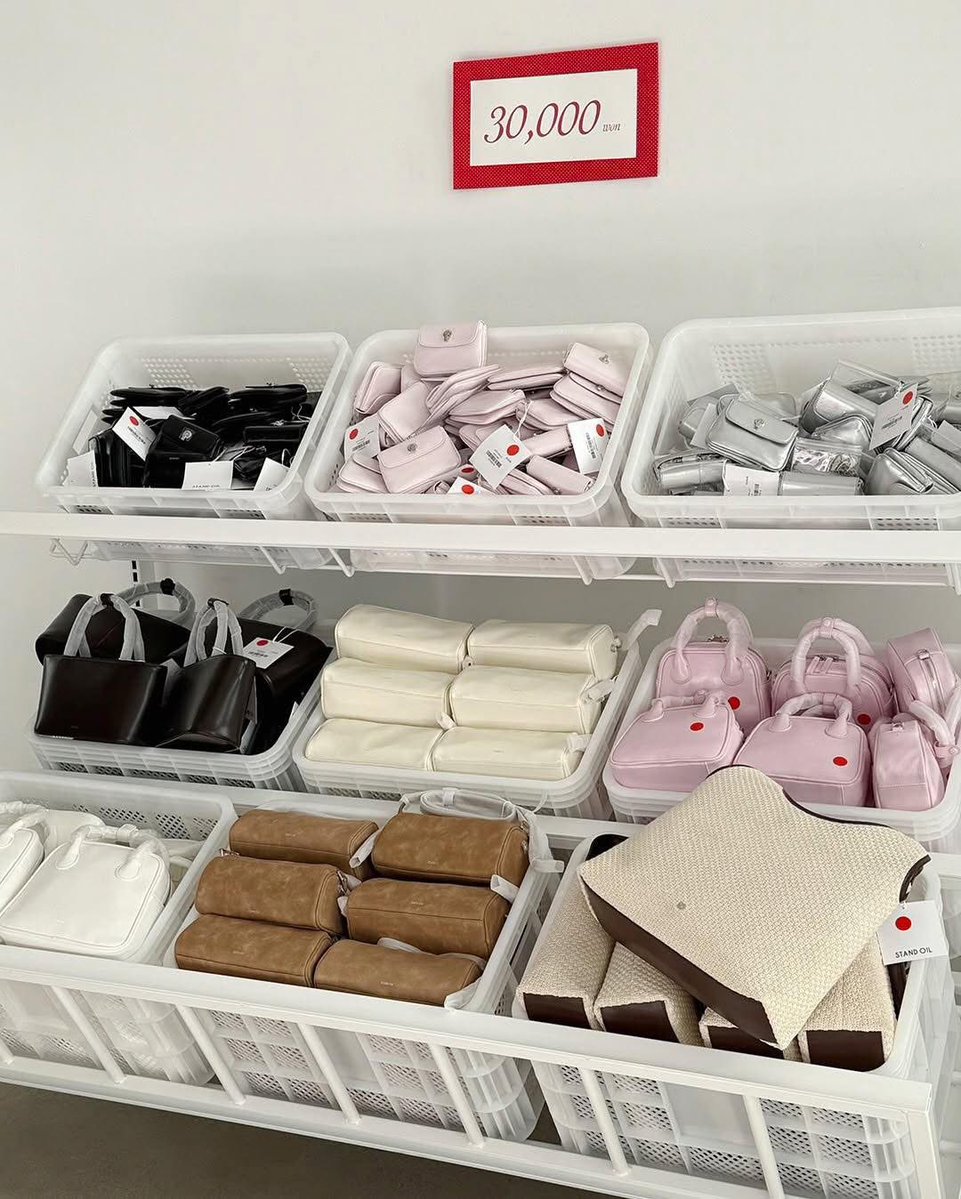 taesunggeon's tweet image. มีใครสนใจรอบหิ้วไหมคะ พรุ่งนี้พี่คนหิ้วเข้าช้อป

🧡 490฿ / 🩵 720฿ / ❤️ 950฿ 
🩷 1,190฿ / 💛 1,390฿ / 💚 1,600฿
💜 1,820฿

📦 ค่าส่งในไทย 39฿

#Standoil