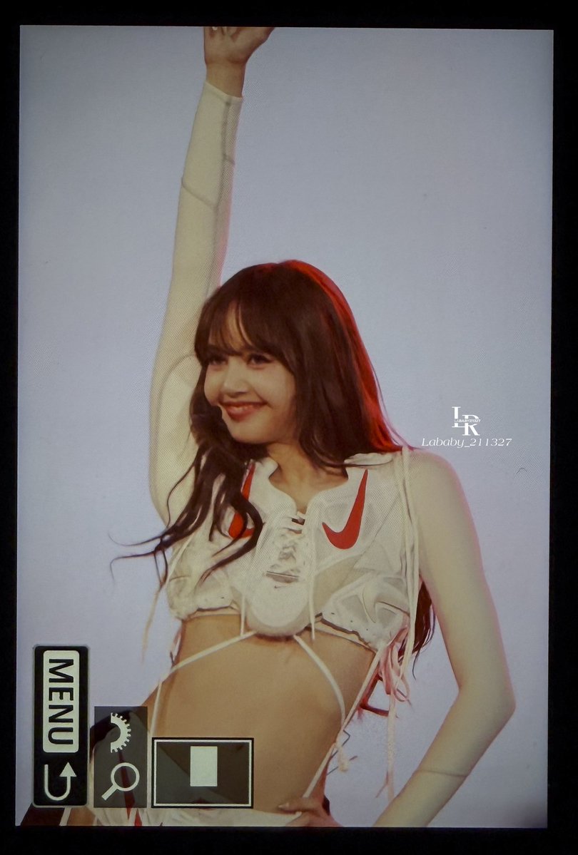 Lababy_211327's tweet image. DEADLINE [HONG KONG]🇭🇰
DAY 1 
WE LOVE YOU 327%🫂🥹