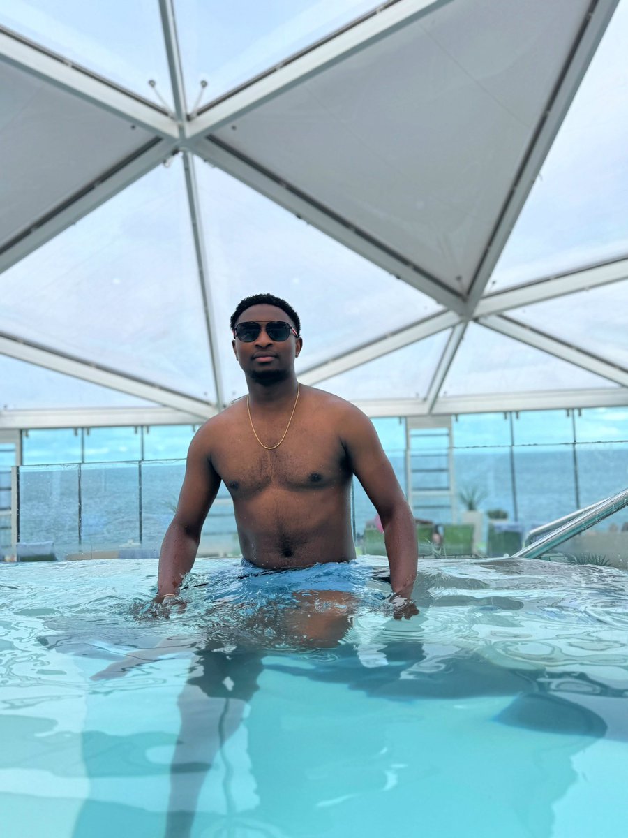 nyannthierry's tweet photo. Spending a number of days on this iconic cruise ship. The fun never stops 🏖️🛳️ https://t.co/LShW7coA8j
