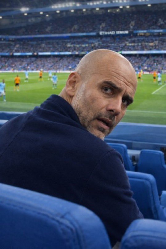 He just petted Pep Guardiola's head...😂