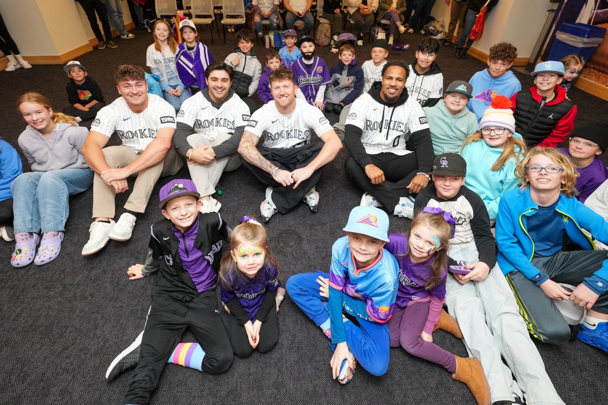 Rockies's tweet image. A couple of current Rockies with some future Rockies 💜