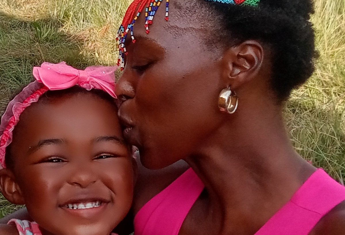 Ngxoli's tweet photo. #BrendaAndSky
#MamaKaSky
#SkyAndHerMommy https://t.co/U2eWg4fsTp