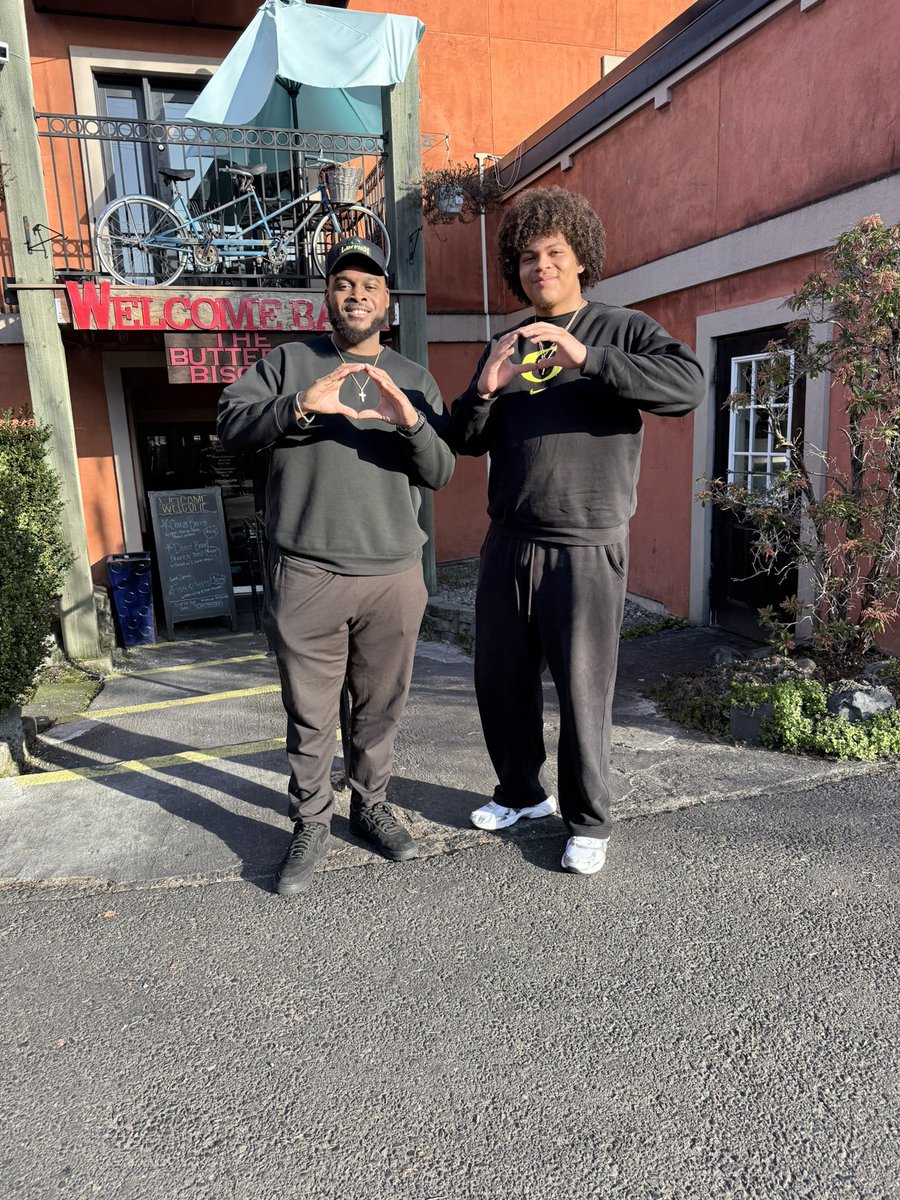 Gecova Doyal tweet media