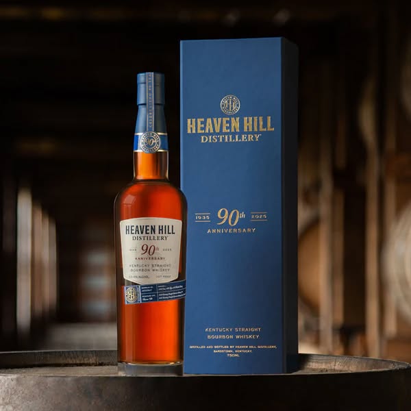 Barrel Select Saturday:
Heaven Hill Distillery 90th Anniversary Bottle Giveaway!
3pm to 8pm
Buy Any Whiskey Pour from our Bourbon/Whiskey list from 3pm to 8pm and get a ticket to win a the Bottle!
Drawing will be at 8pm, Must be present to win
🌙 Kitchen Open Late 1am🍕