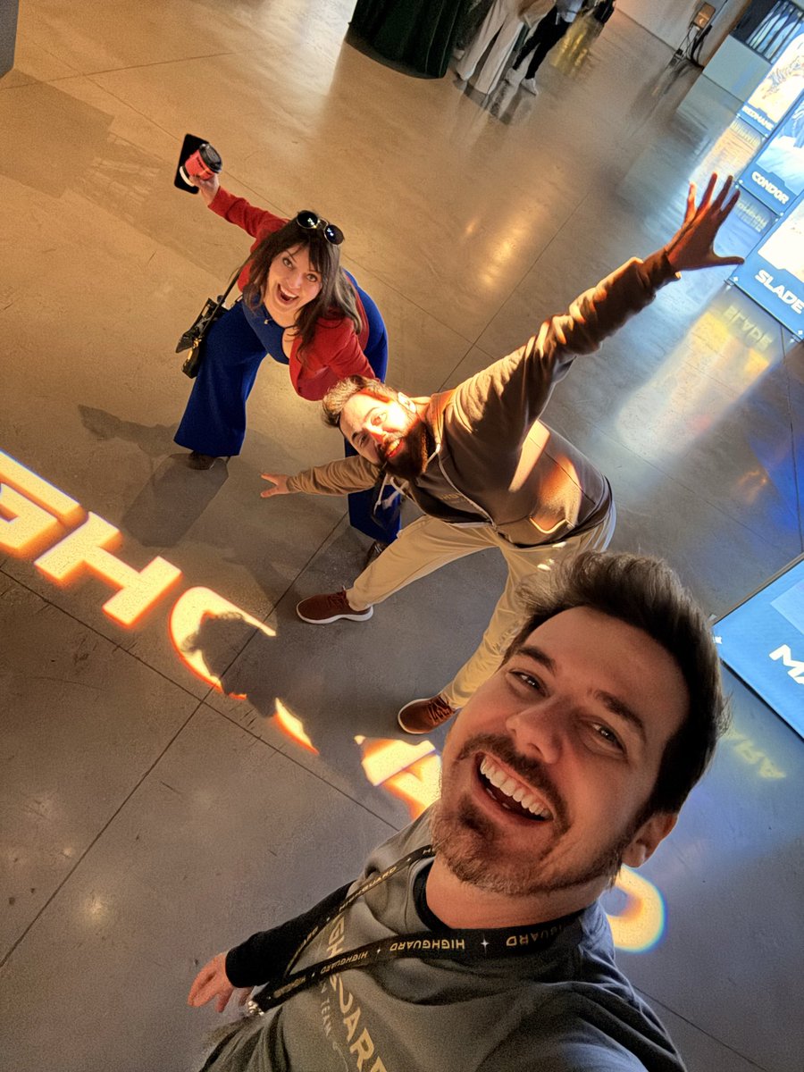 Olga Kay tweet media