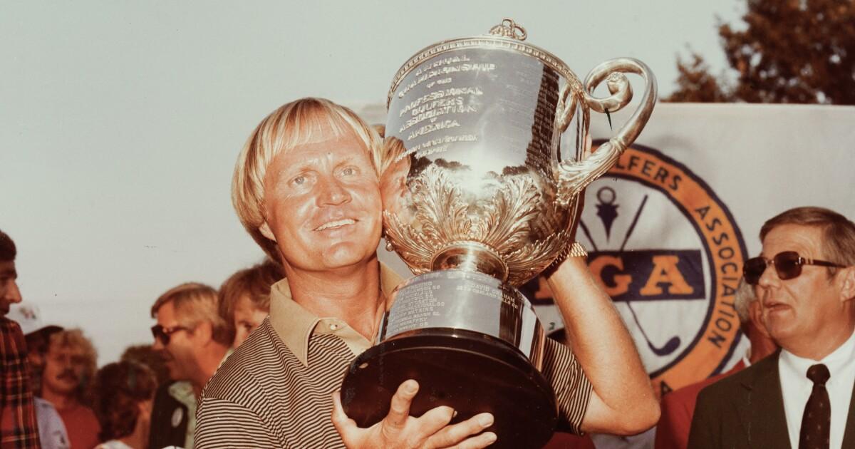 IALHTG's tweet image. 🏌️‍♂️ Major of the day
PGA Championship (1980) - Oak Hill Country Club

🥇 Winner: Jack Nicklaus
🏅 Winning Score: 274 (-6)

Fun Fact: Nicklaus's 17th major title.