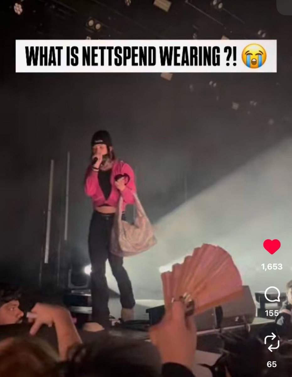 zion 𖤐 tweet media